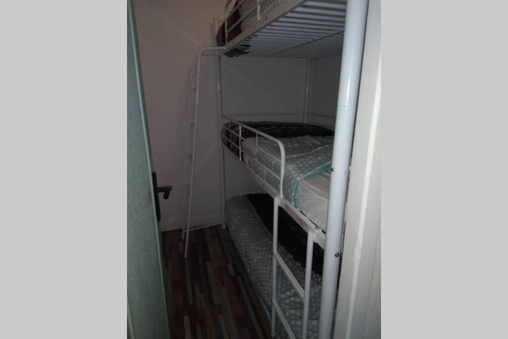 Appartement Familial - 2 Chambres โกเตอเรต์ ภายนอก รูปภาพ