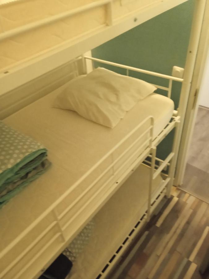 Appartement Familial - 2 Chambres โกเตอเรต์ ภายนอก รูปภาพ