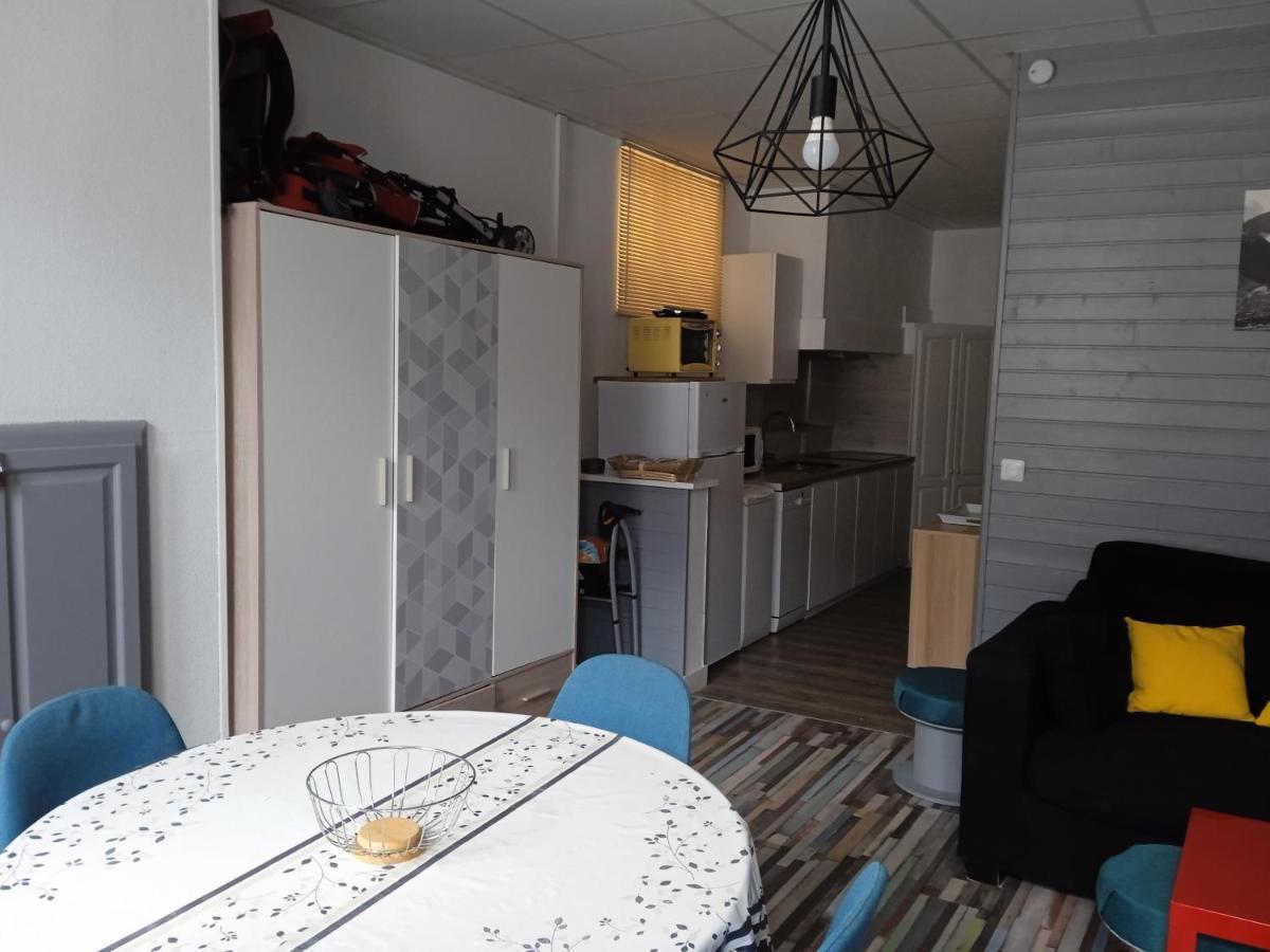 Appartement Familial - 2 Chambres โกเตอเรต์ ภายนอก รูปภาพ
